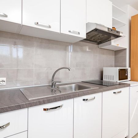 Apartments With A Parking Space Rabac, Labin - 7622 Exterior photo