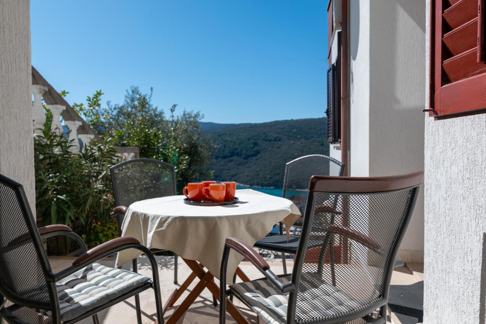 Apartments With A Parking Space Rabac, Labin - 7622 Exterior photo